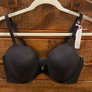 VS Love Cloud Smooth Lightly Lined Demi Bra